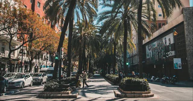 🛋️ ¿Qué incluye una habitación amueblada en Valencia y por qué importa?