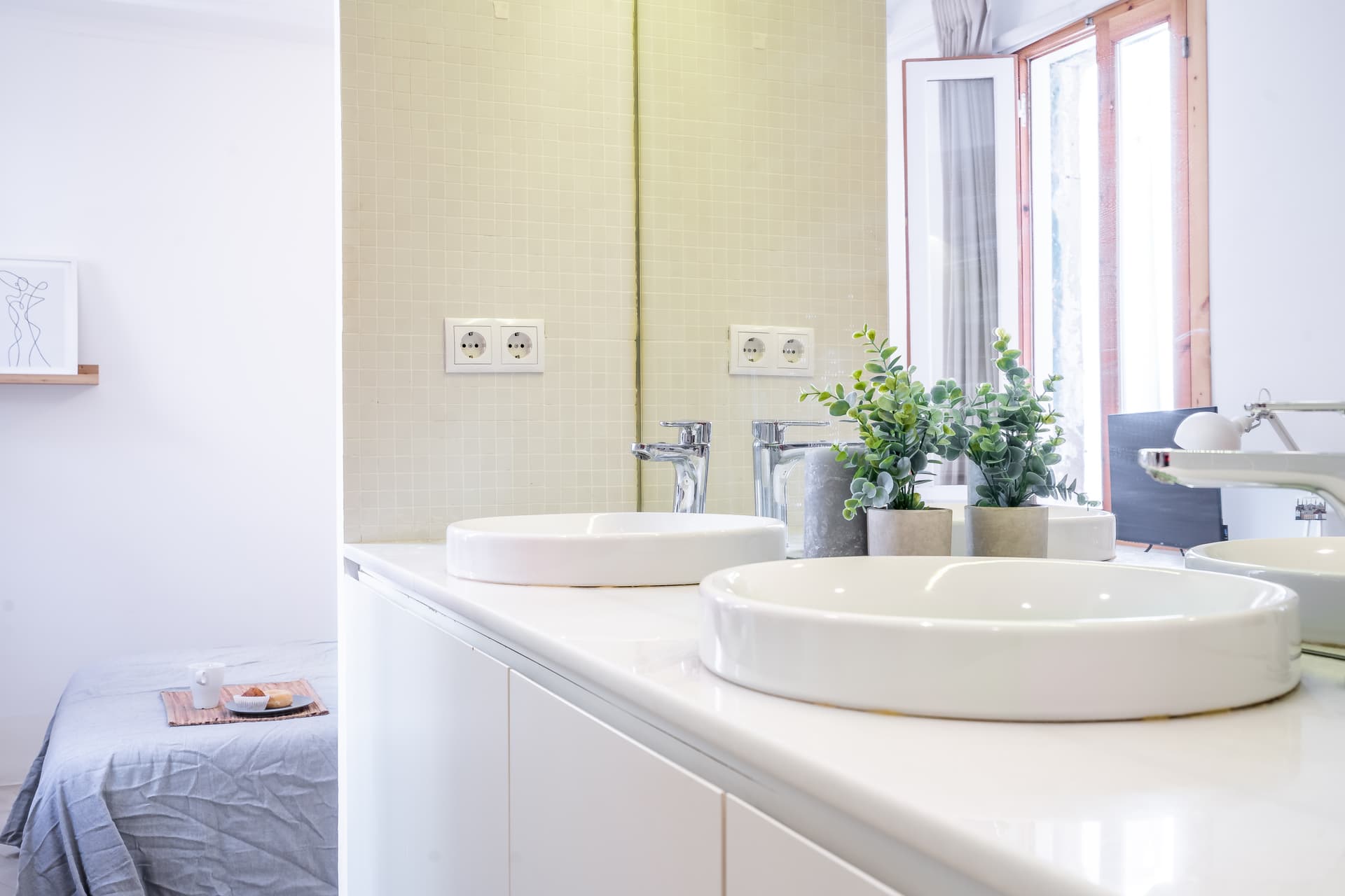 CAR30 3-2B - H2 SUITE PAREJAS + ESTUDIO