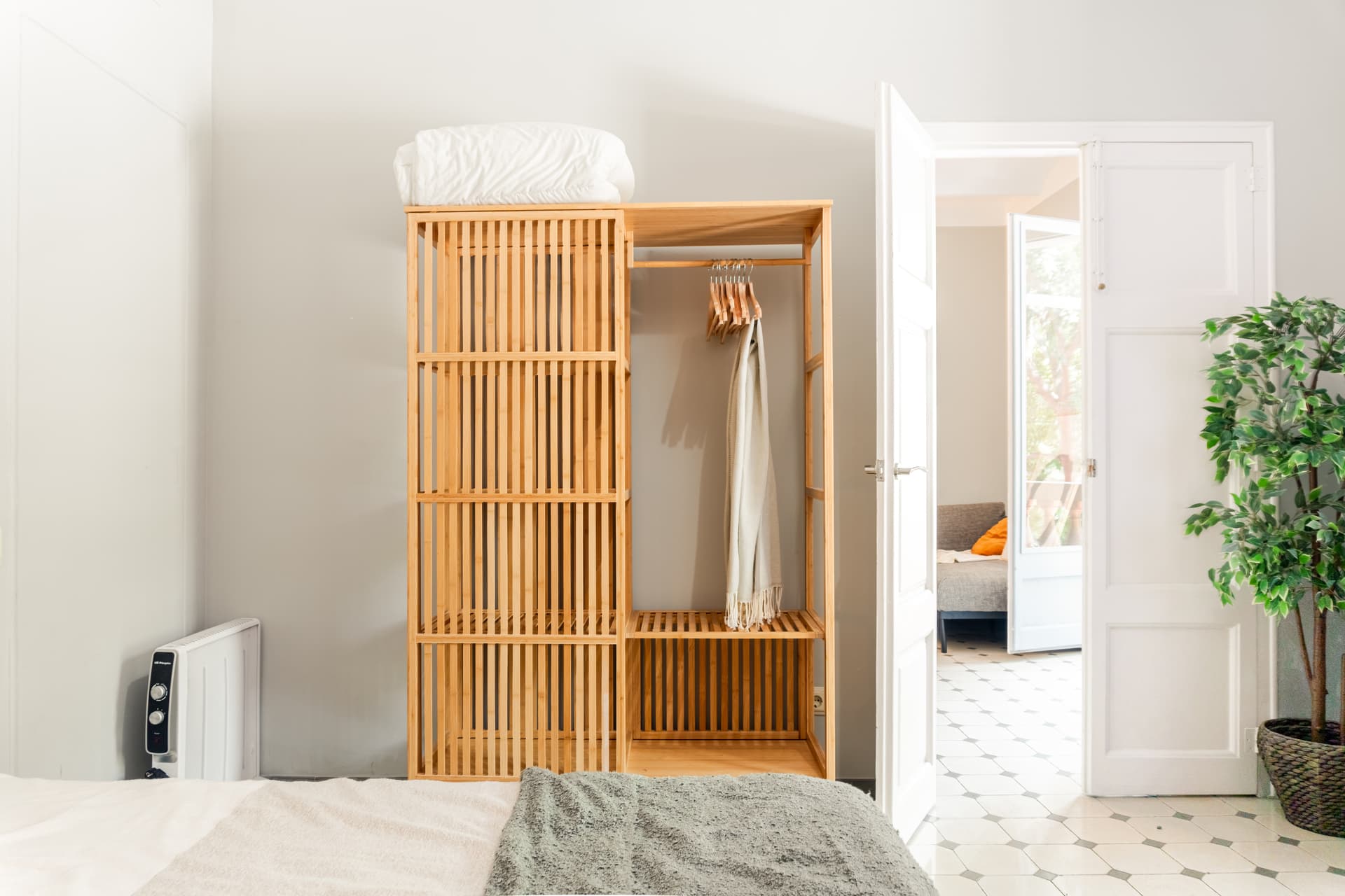 CAS226 - H4 EXTERIOR