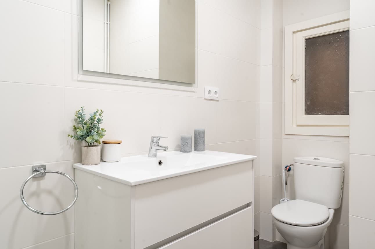 CAS81 3-1 - H1 EXTERIOR + BAÑO PLATO DUCHA