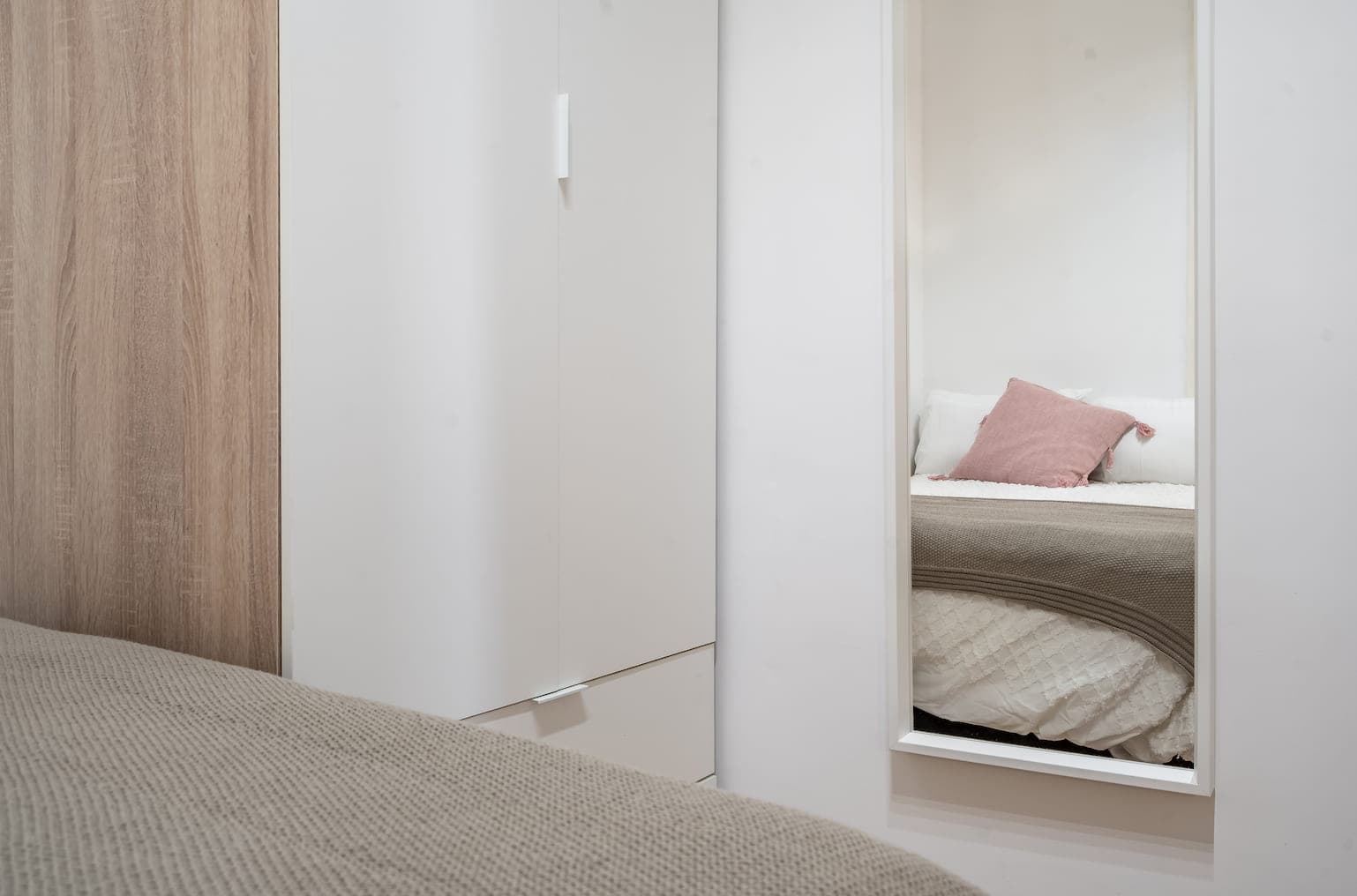 CAS81 3-1 - H2 DOBLE INTERIOR ARMARIO EMPOTRADO