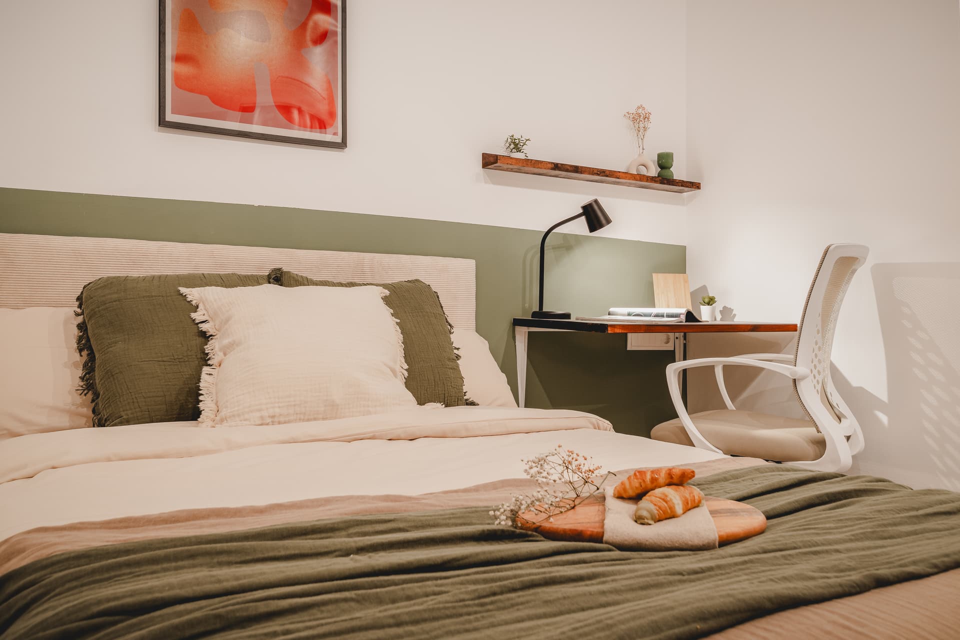 CBENI28 - H1 Private Bathroom