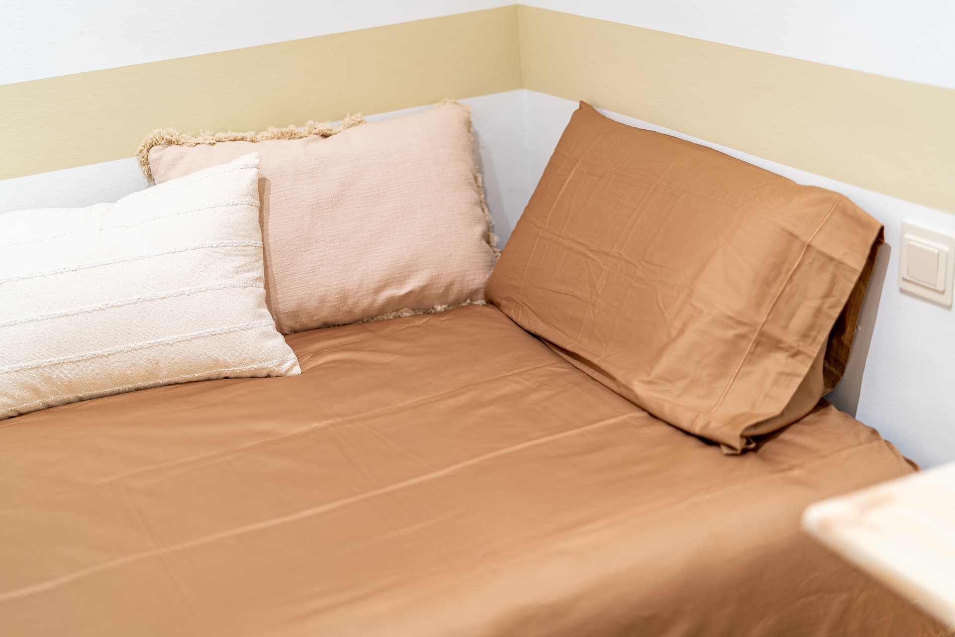 DIAG436 - H4 INTERIOR CLOSET