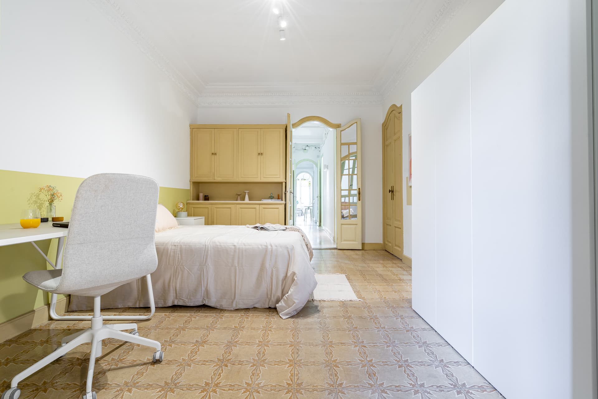 DIAG436 - H5 INDOOR GALLERY