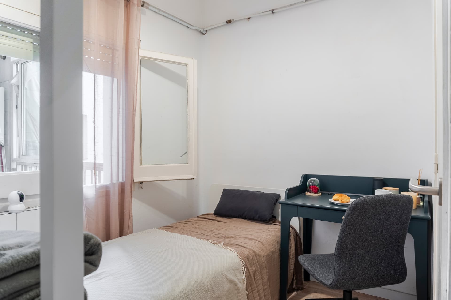 DIAG537 - H4 INDIVIDUAL BAÑO PRIVADO