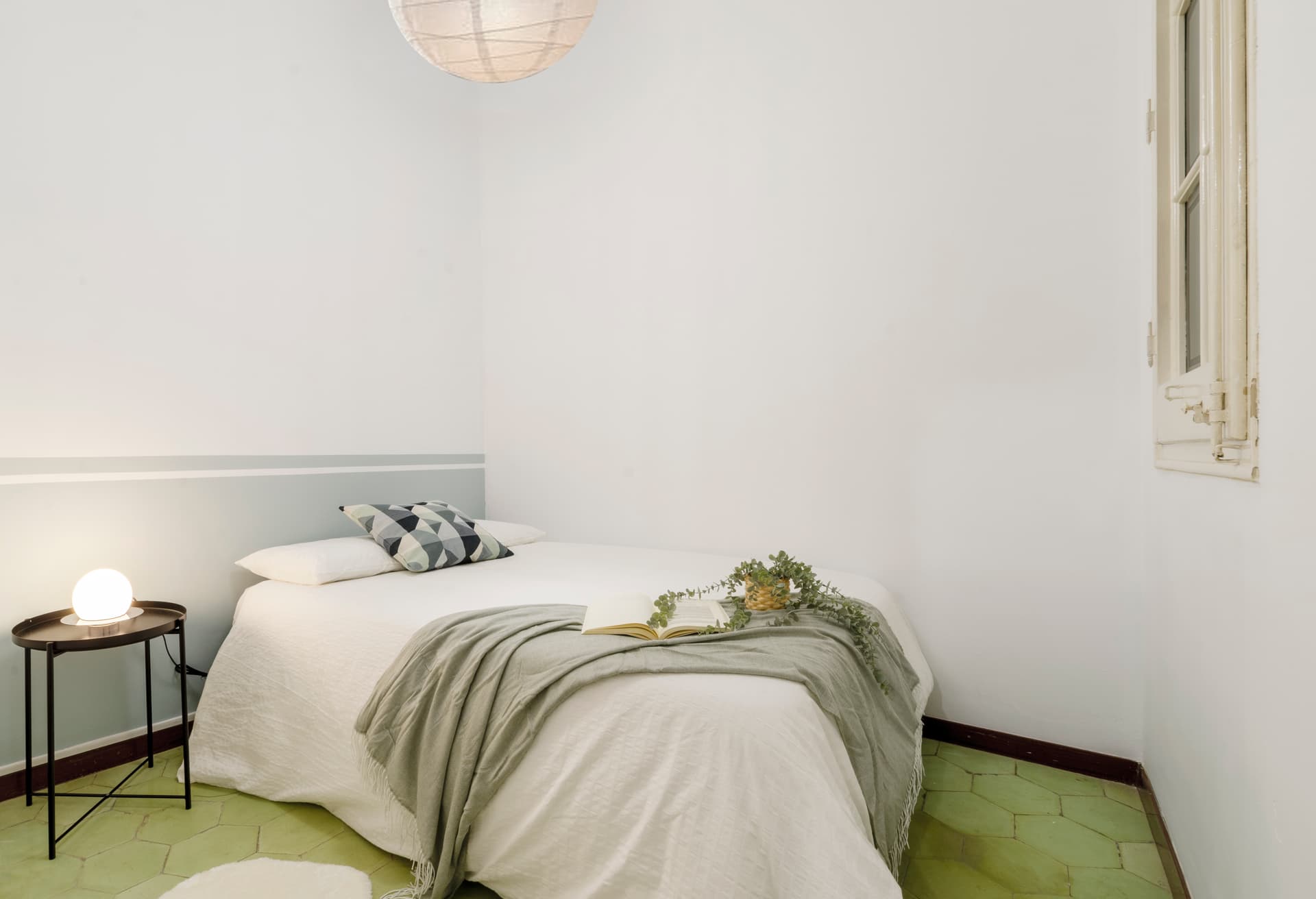 DIP314 - H4 DOBLE ESTANCIA CON EMPOTRADO CON FLORES