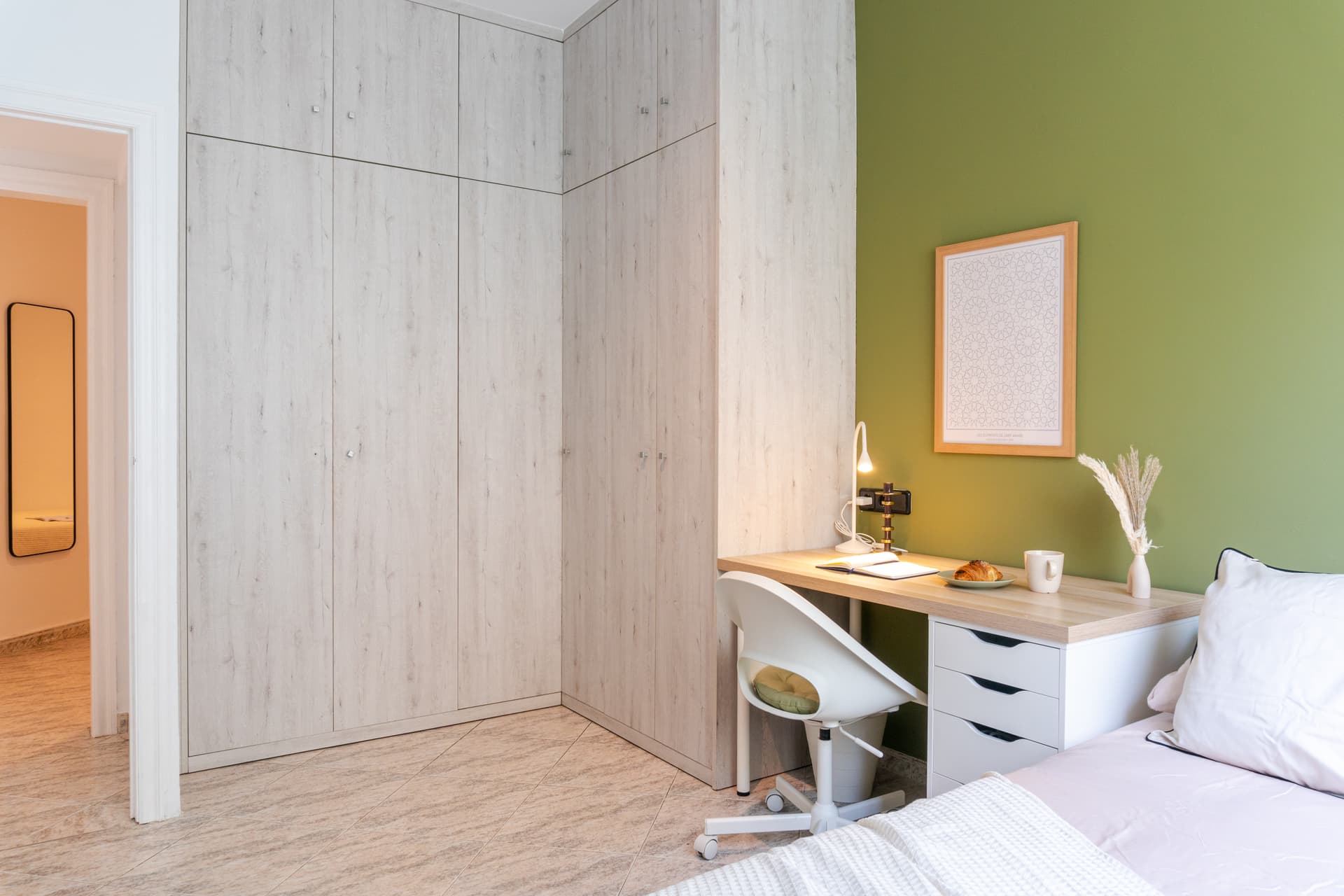 DIP79 - H3 EXT FINAL DERECHA CON TELE