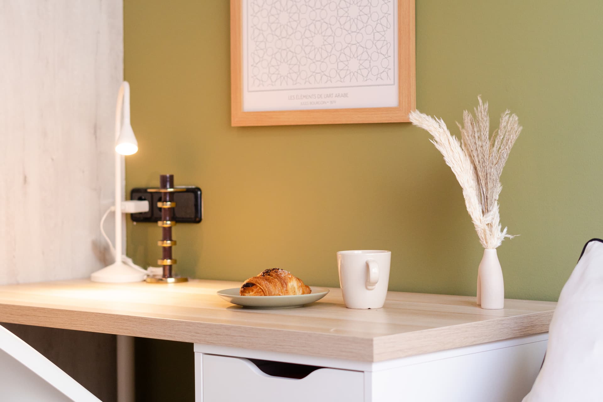 DIP79 - H3 EXT FINAL DERECHA CON TELE