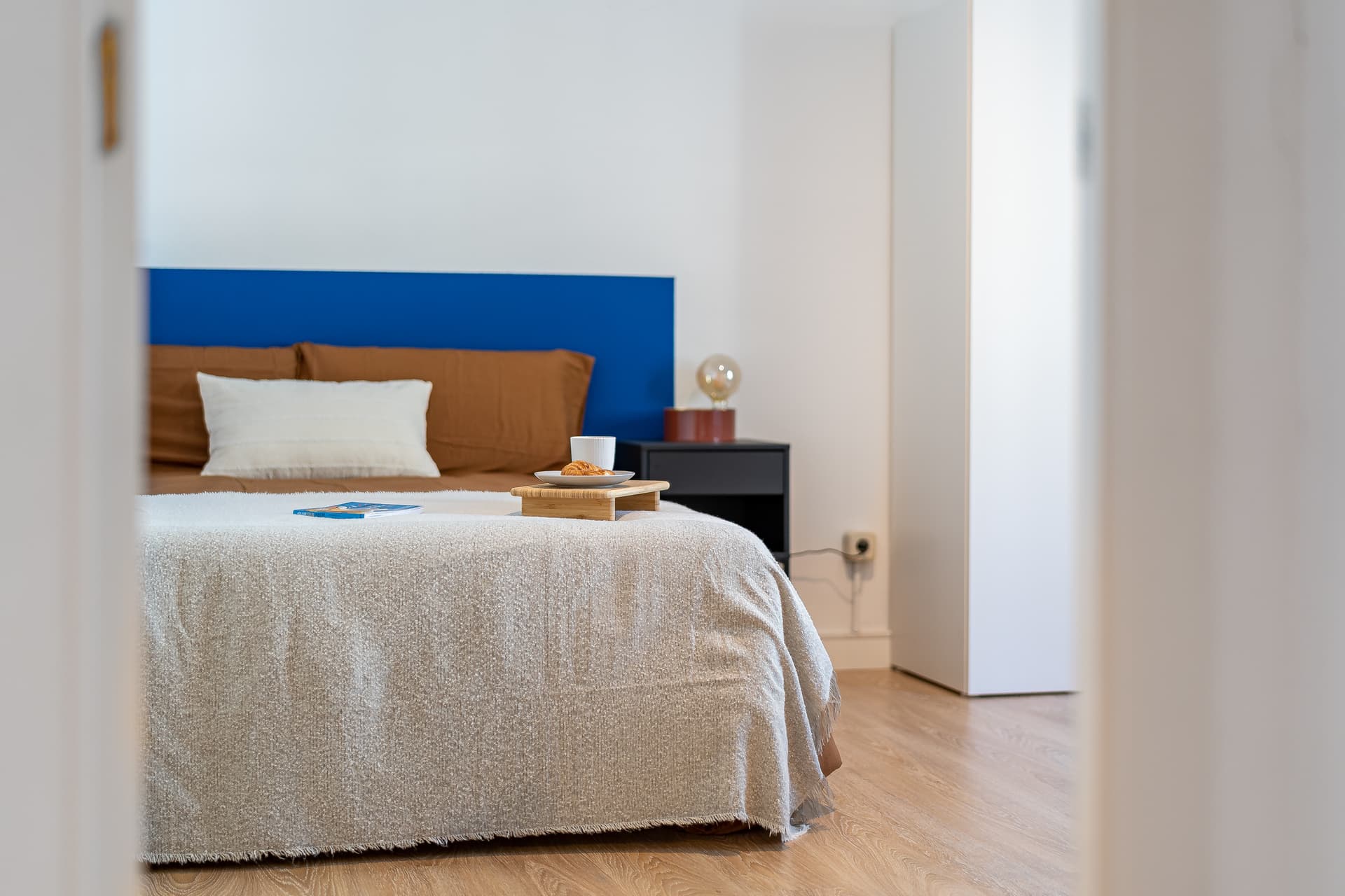 GMIT92 - H1 EXTERIOR GRANDE ESQUINA