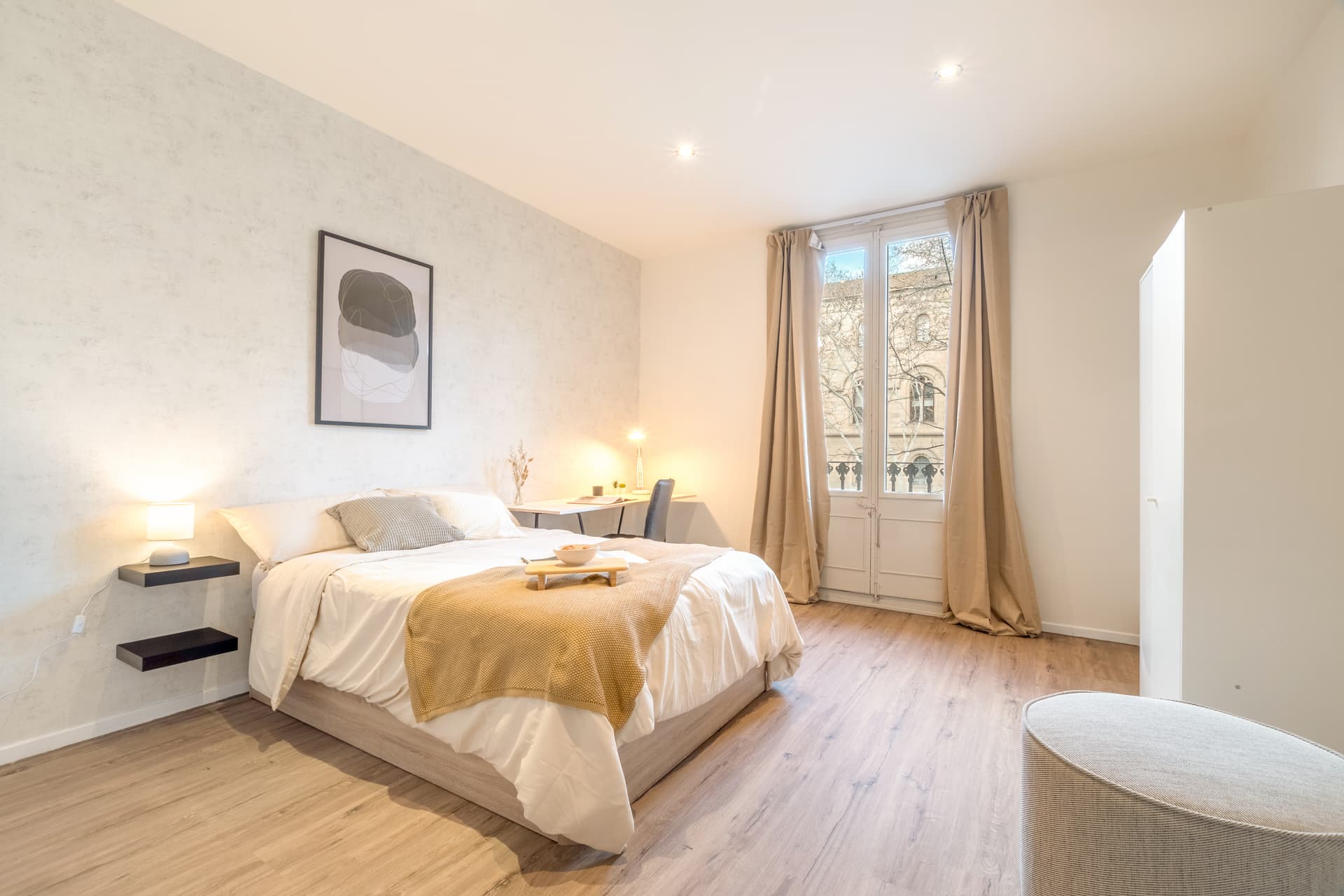 GVC596 - H2 AMARILLA CALLE BALCON