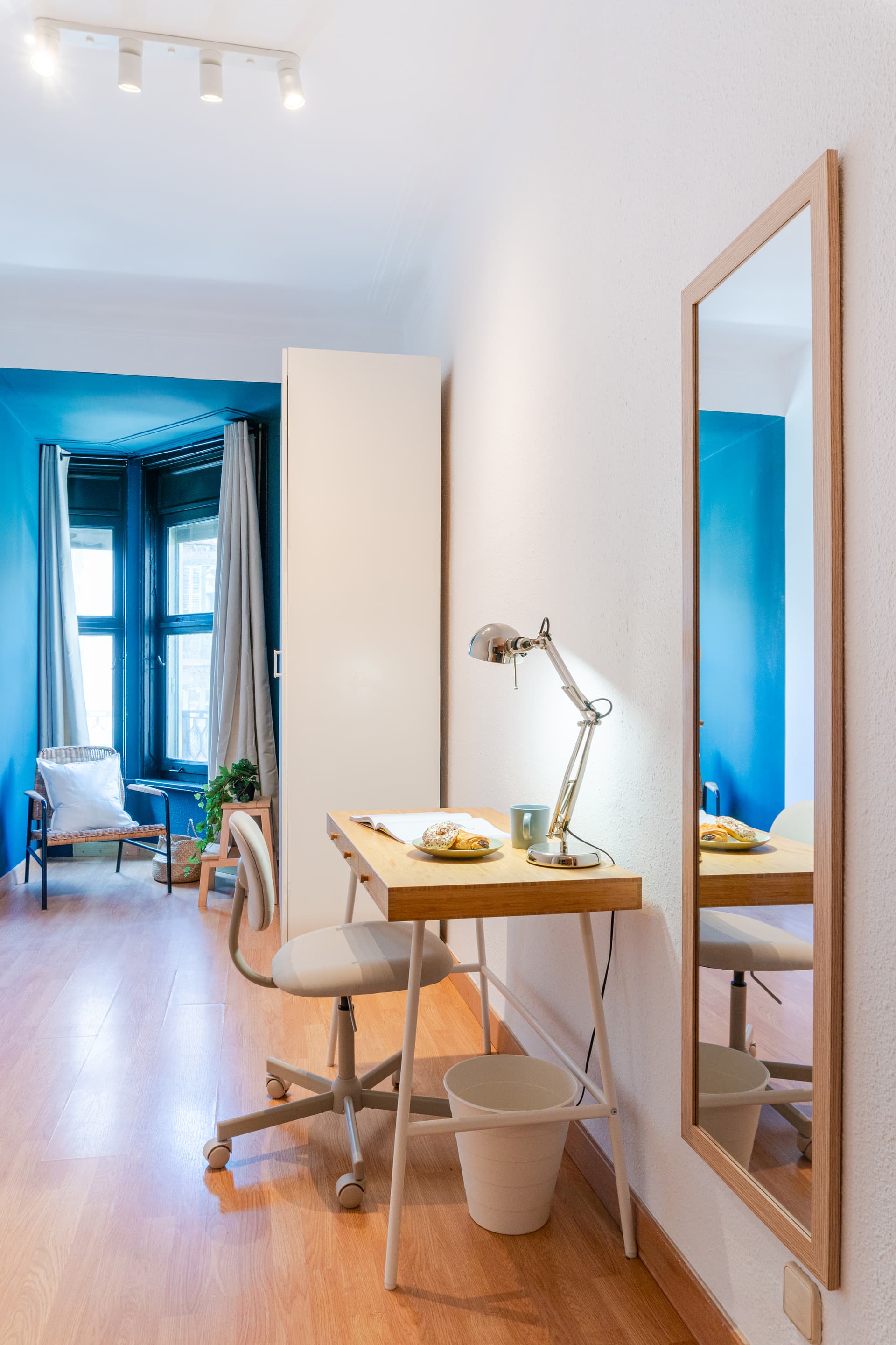 MUN246 - H1 VENTANAS ESQUINA