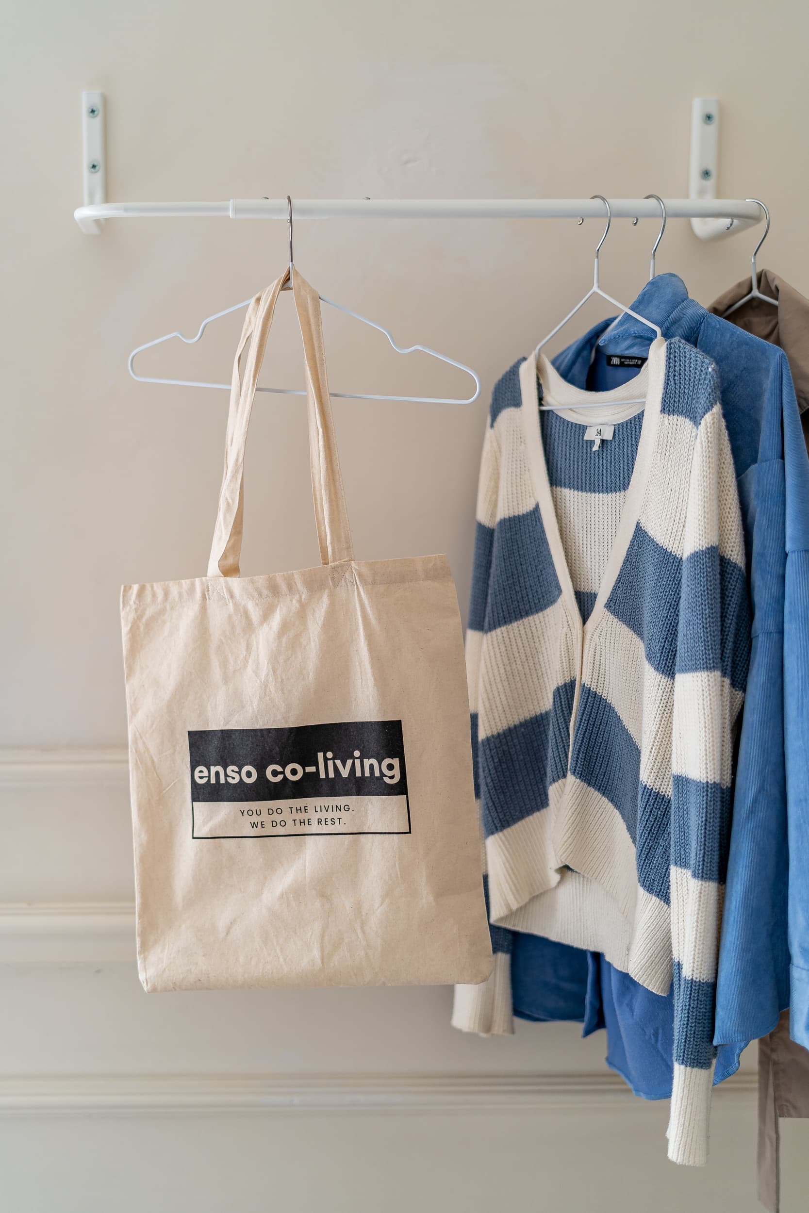 MUN402-4 - H3 EMPOTRADO ESPEJOS