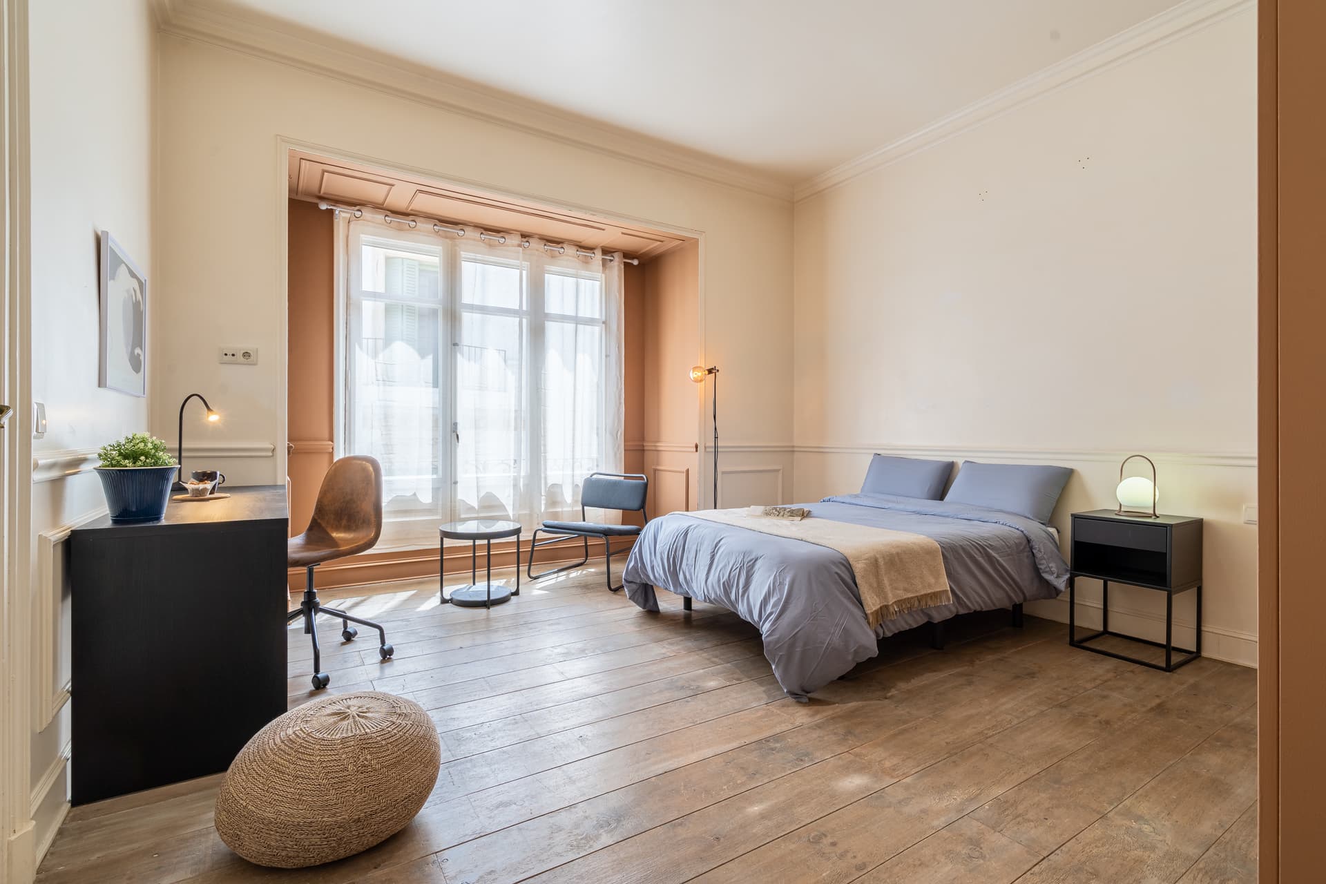 MUN402-4 - H6 BIG BALCONY