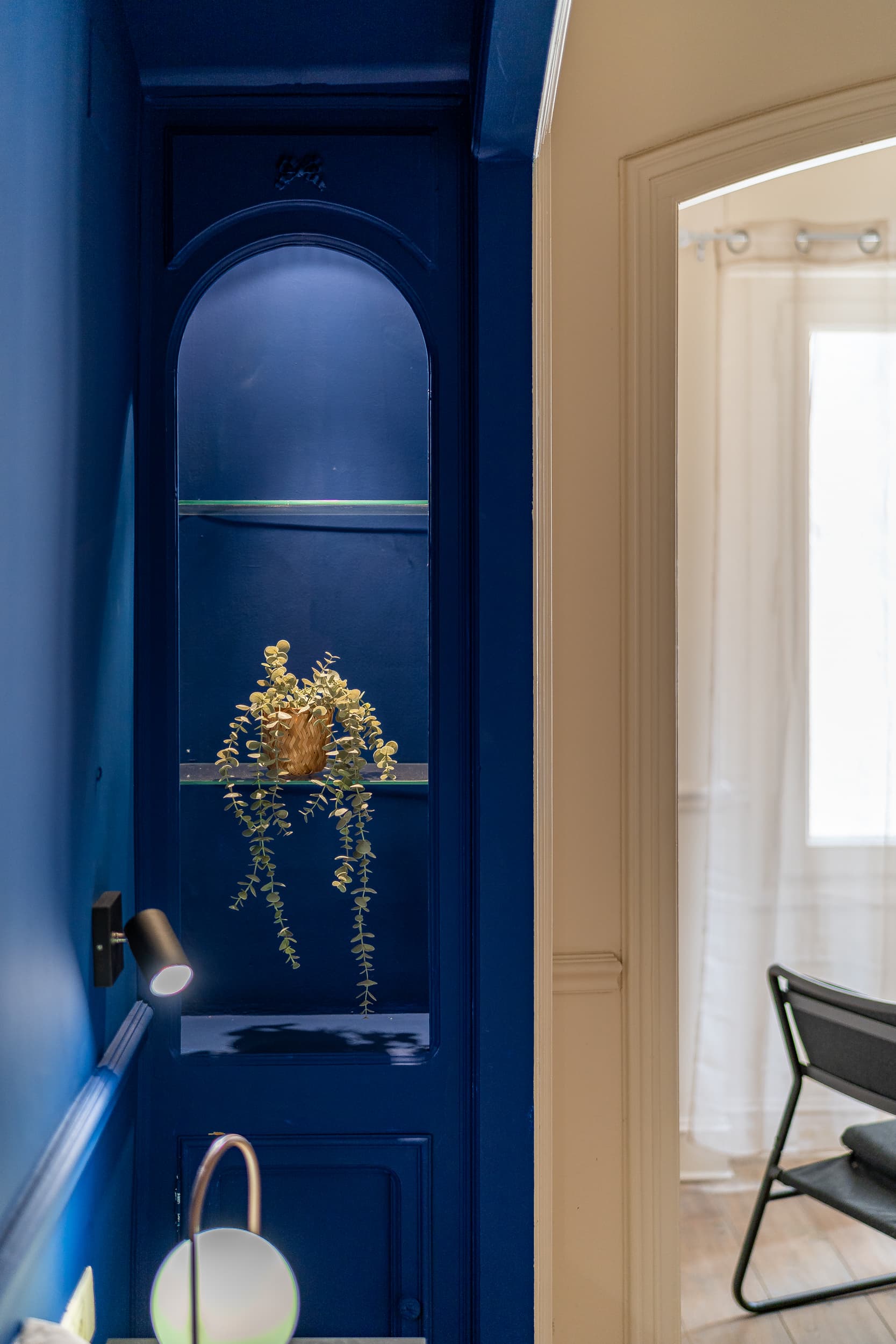 MUN402-4 - H8 INDOOR GALLERY