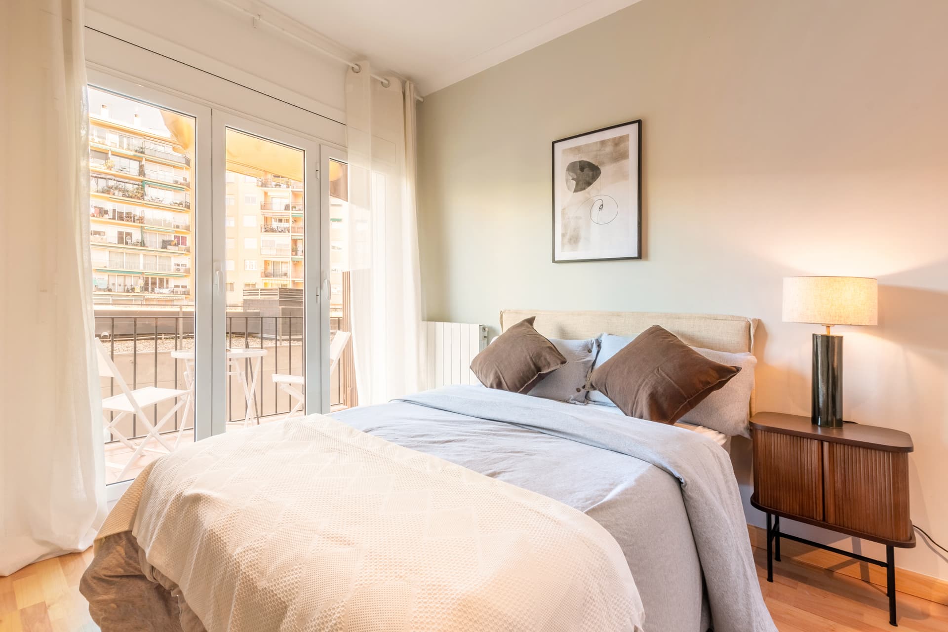 NUM20 - H5 WITH BALCONY