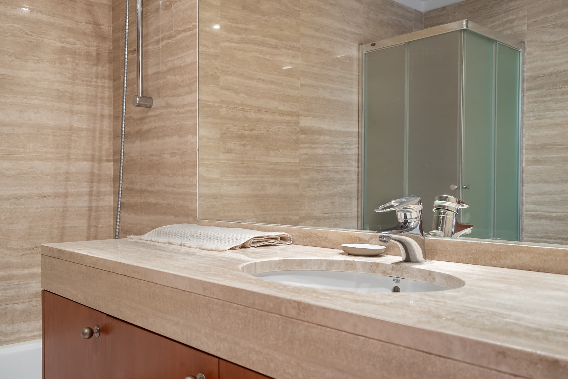 RAMCAT80 - H4 SUITE PAREJAS