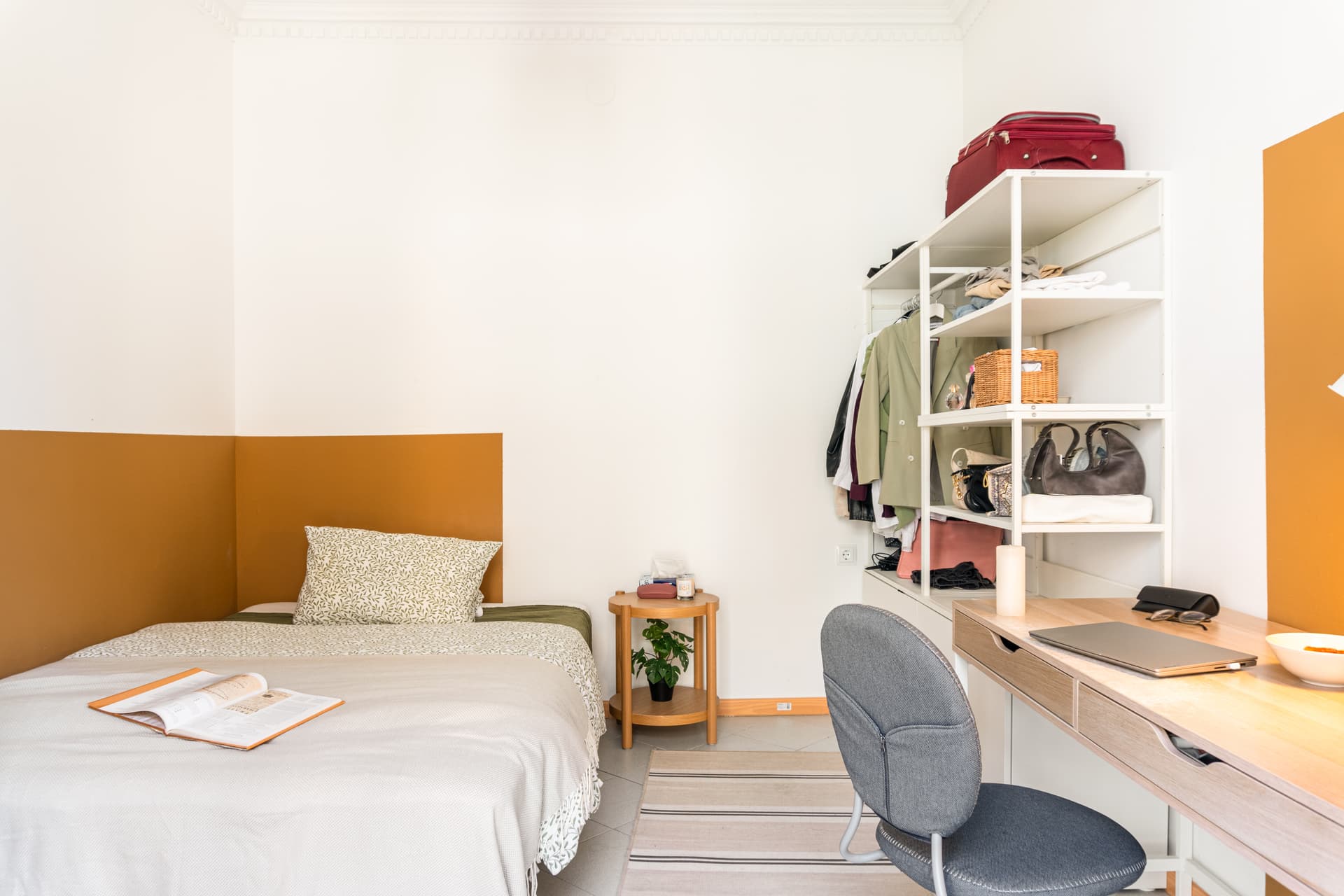 ROS308 - H1 ARMARIO ABIERTO