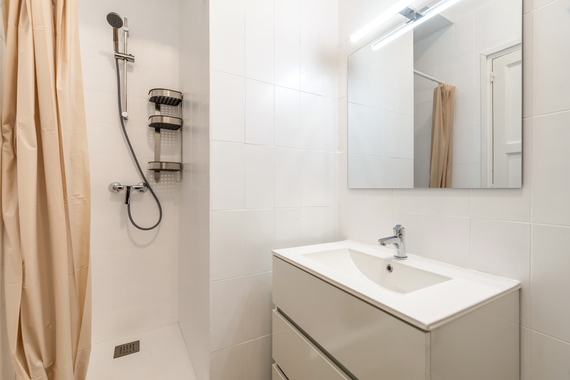 SANTAL15 1-2 - H2 PRIVATE BATHROOM
