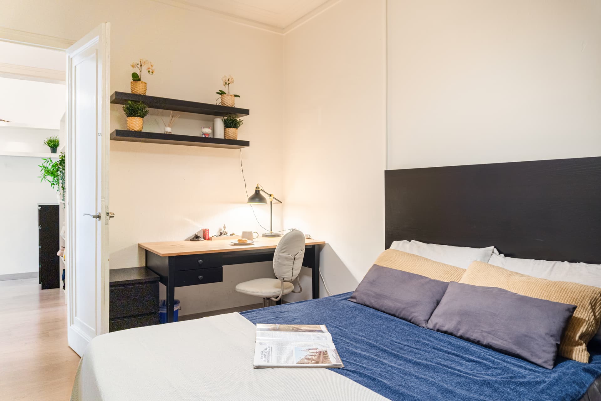 SPAU119 - H4 INTERIOR GRIS