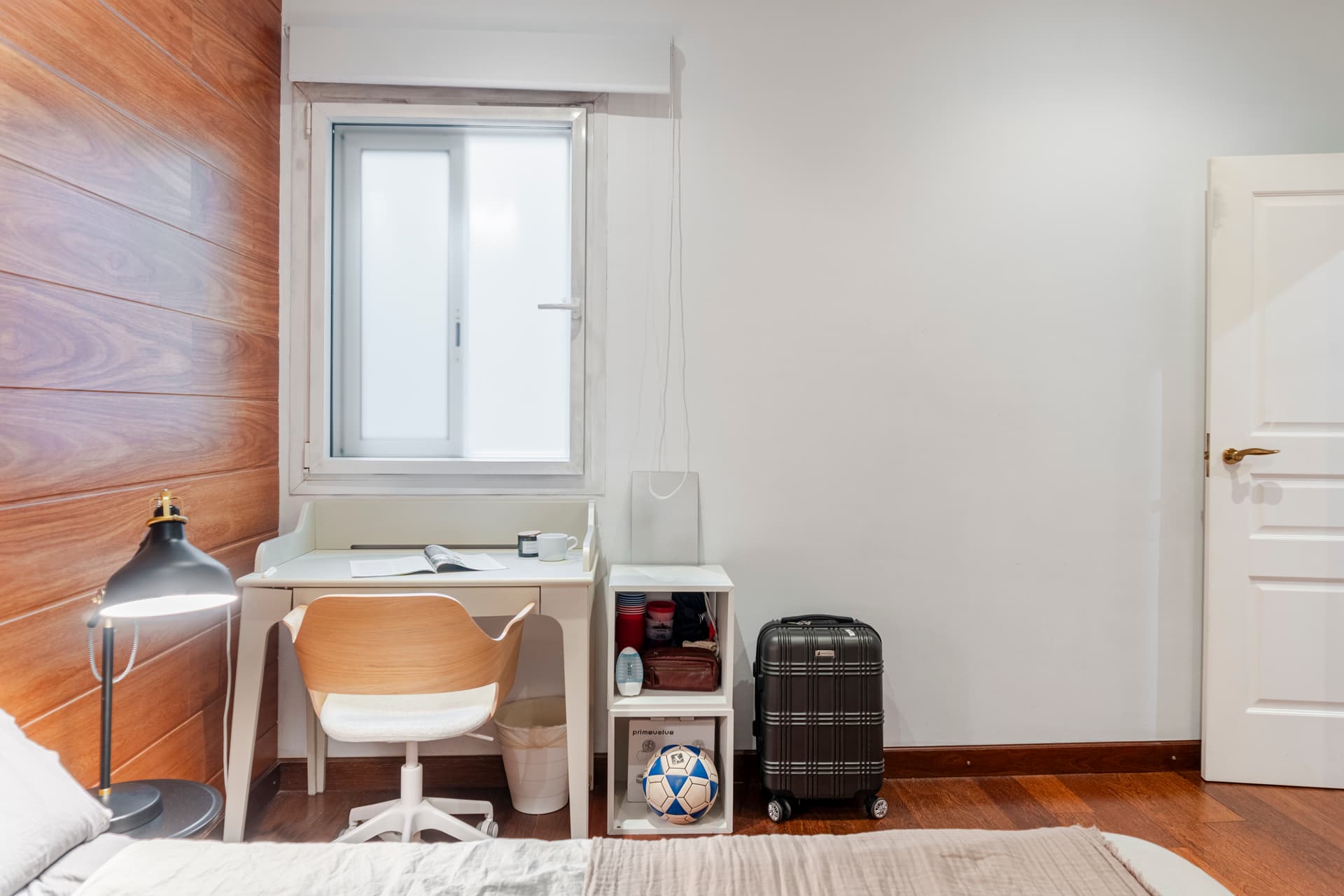 TGRAC60 - H3 PARED MADERA