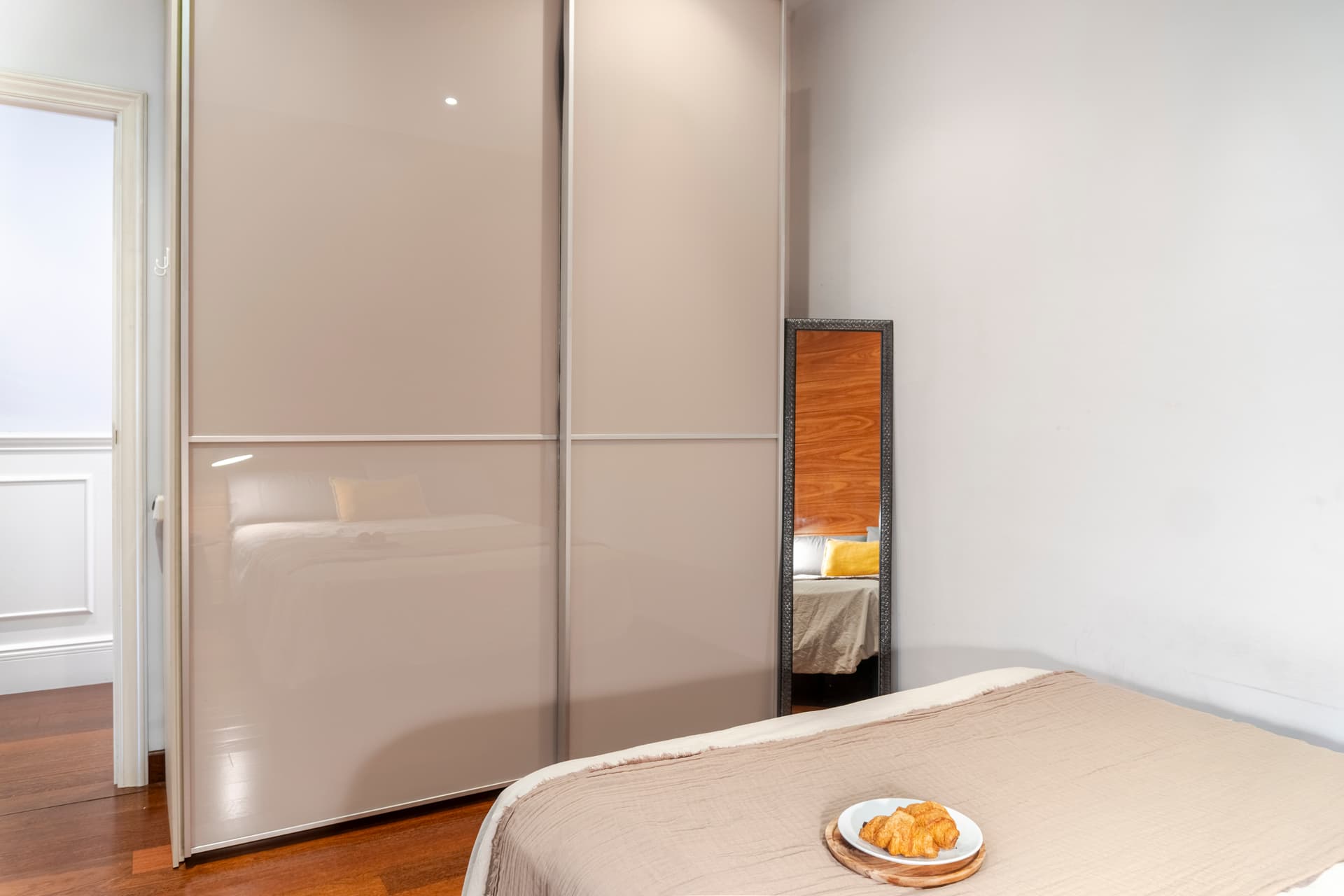 TGRAC60 - H3 PARED MADERA