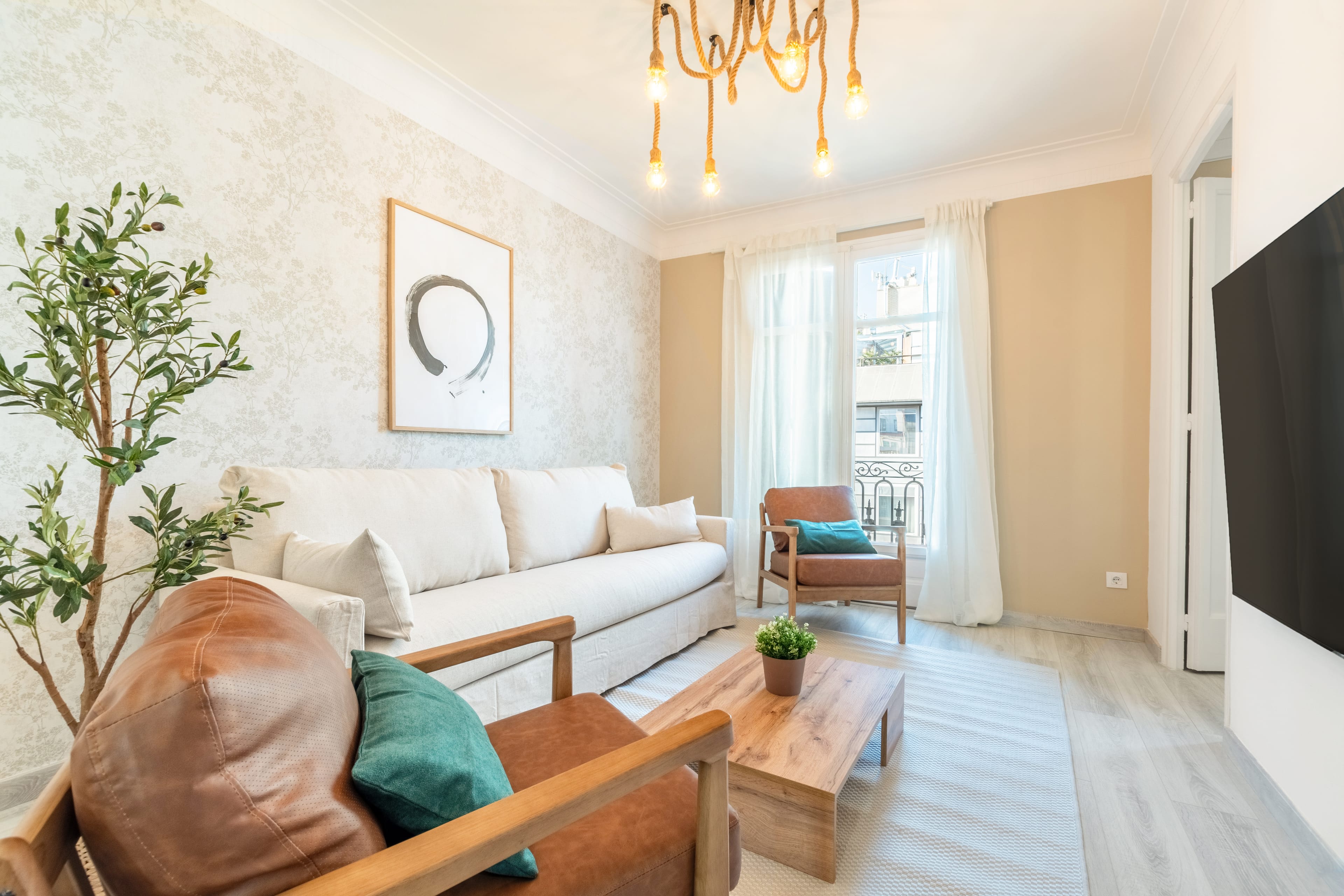 Valencia, 300 4-1 - 5