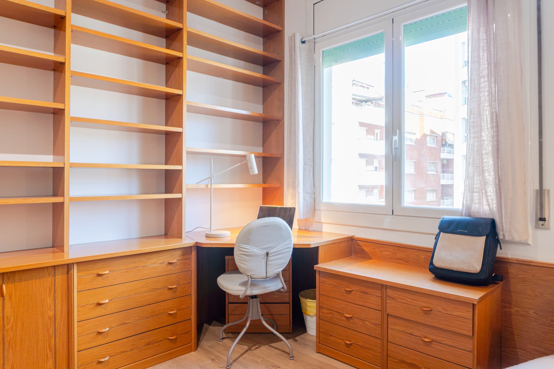 VAUG103 - H1 ENTRADA INT