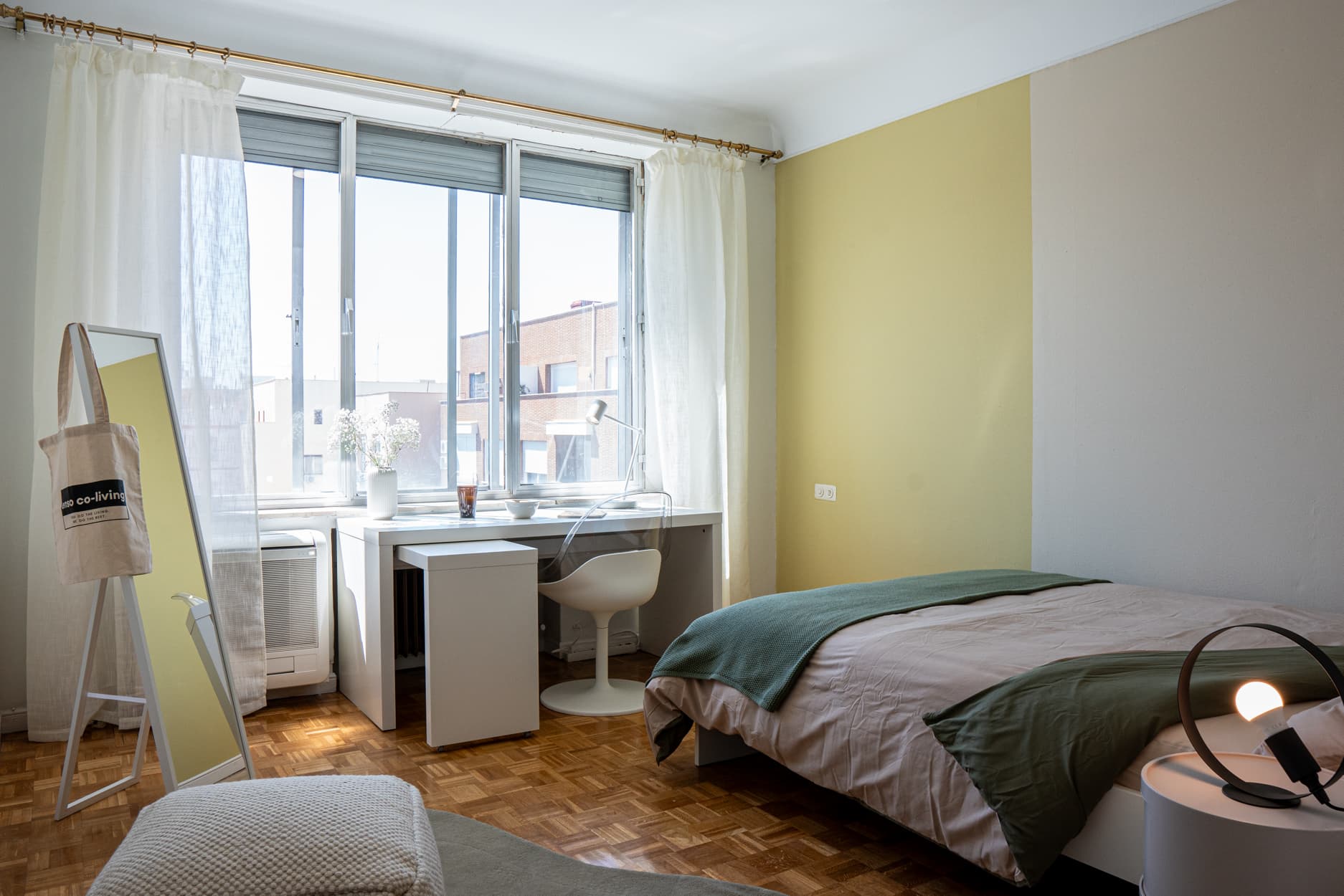 CEABER37 - H6 PRIVATE BATHROOM