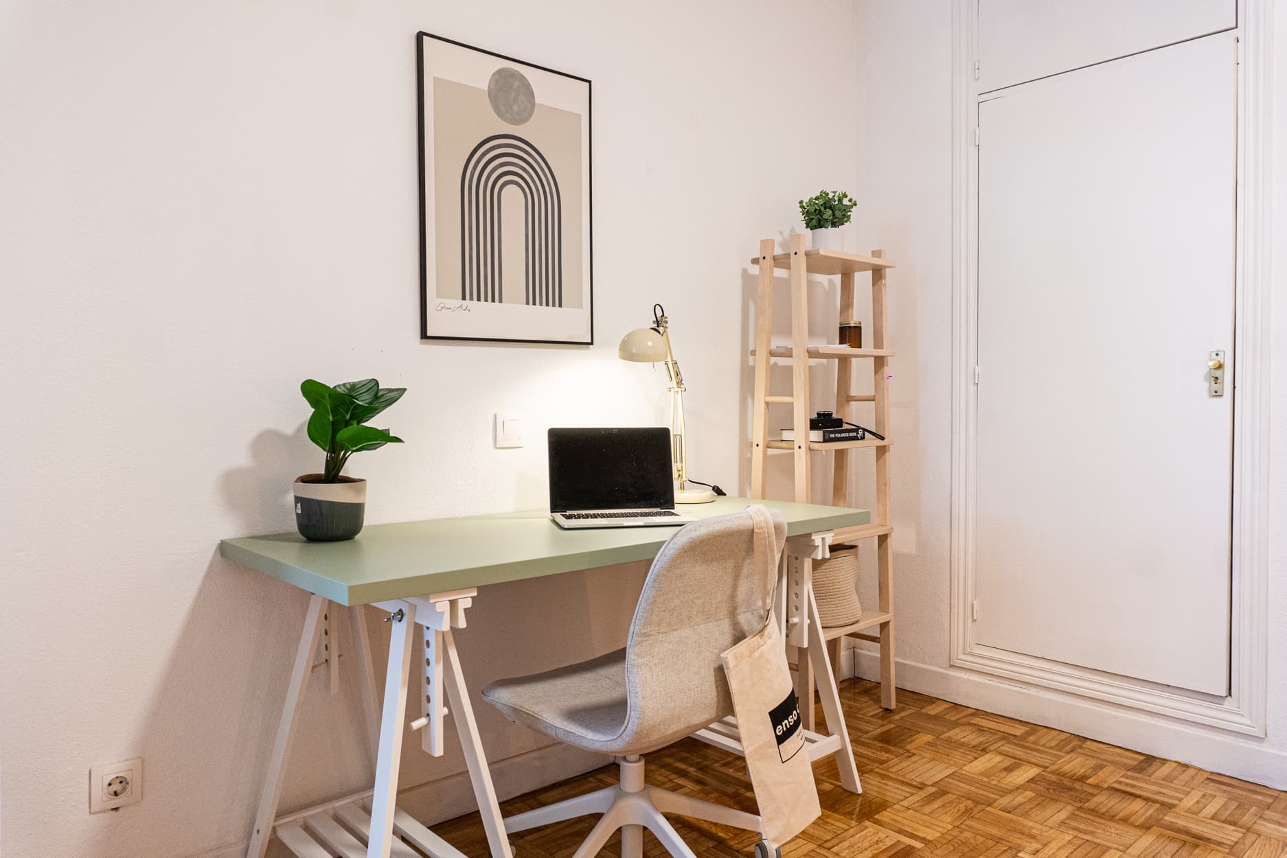 COM1 - H5 BALCON con AC