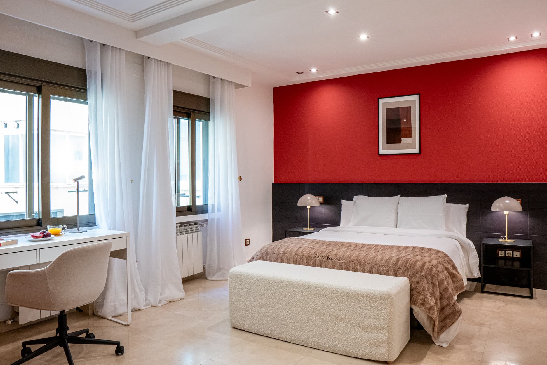 GUZBU102 - H3 RESPALDO MADERA OSCURA