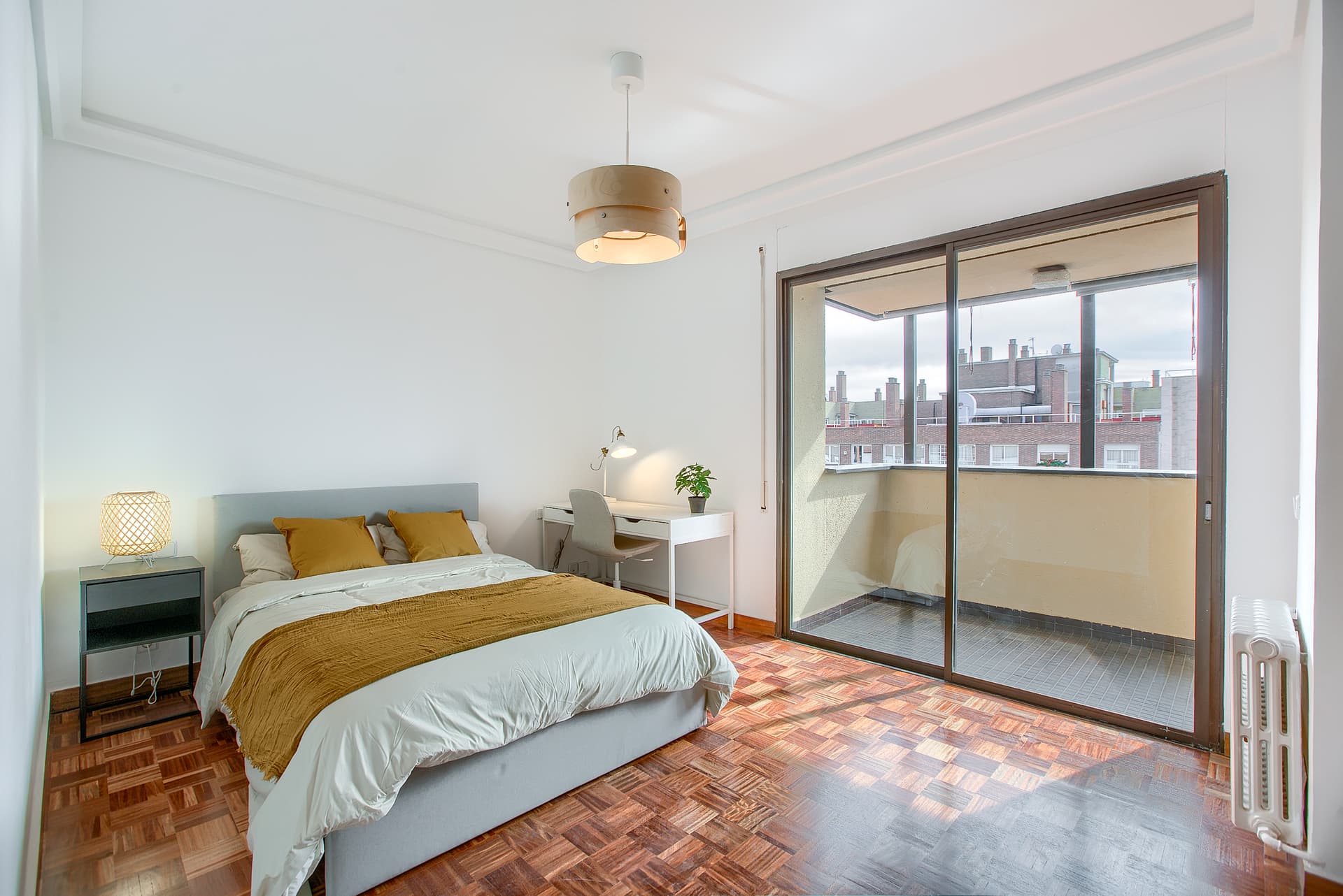 OREN62 - H1 SUITE PAREJAS