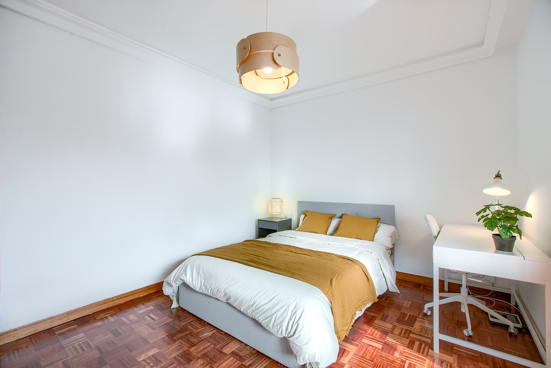 OREN62 - H1 SUITE PAREJAS