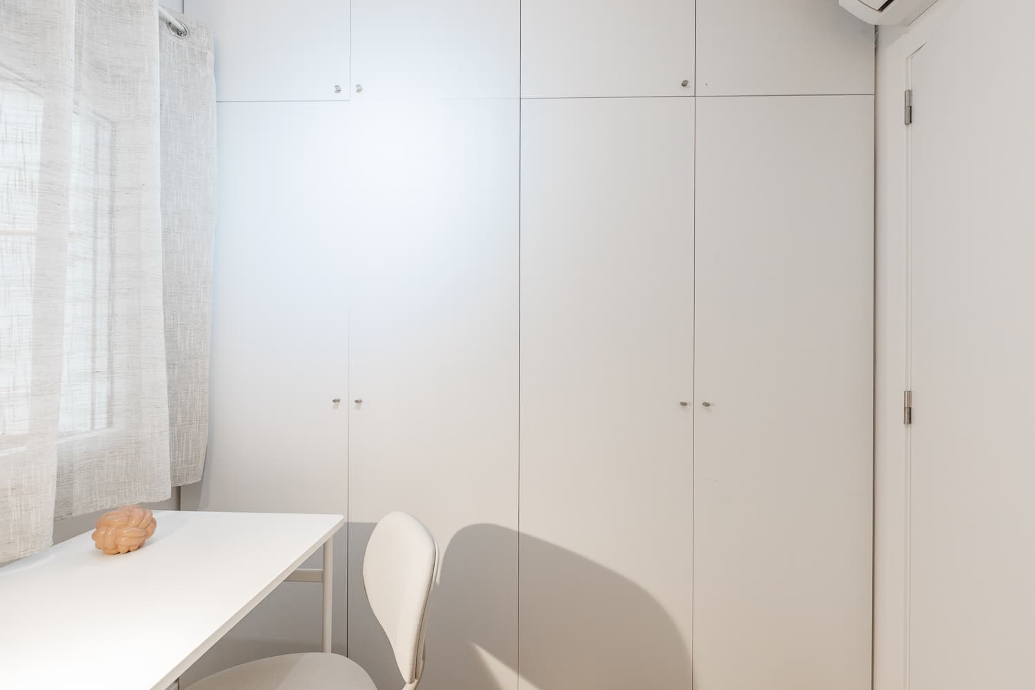 PSEG1 2-5 - H2 Interior pasillo 2 ventanas