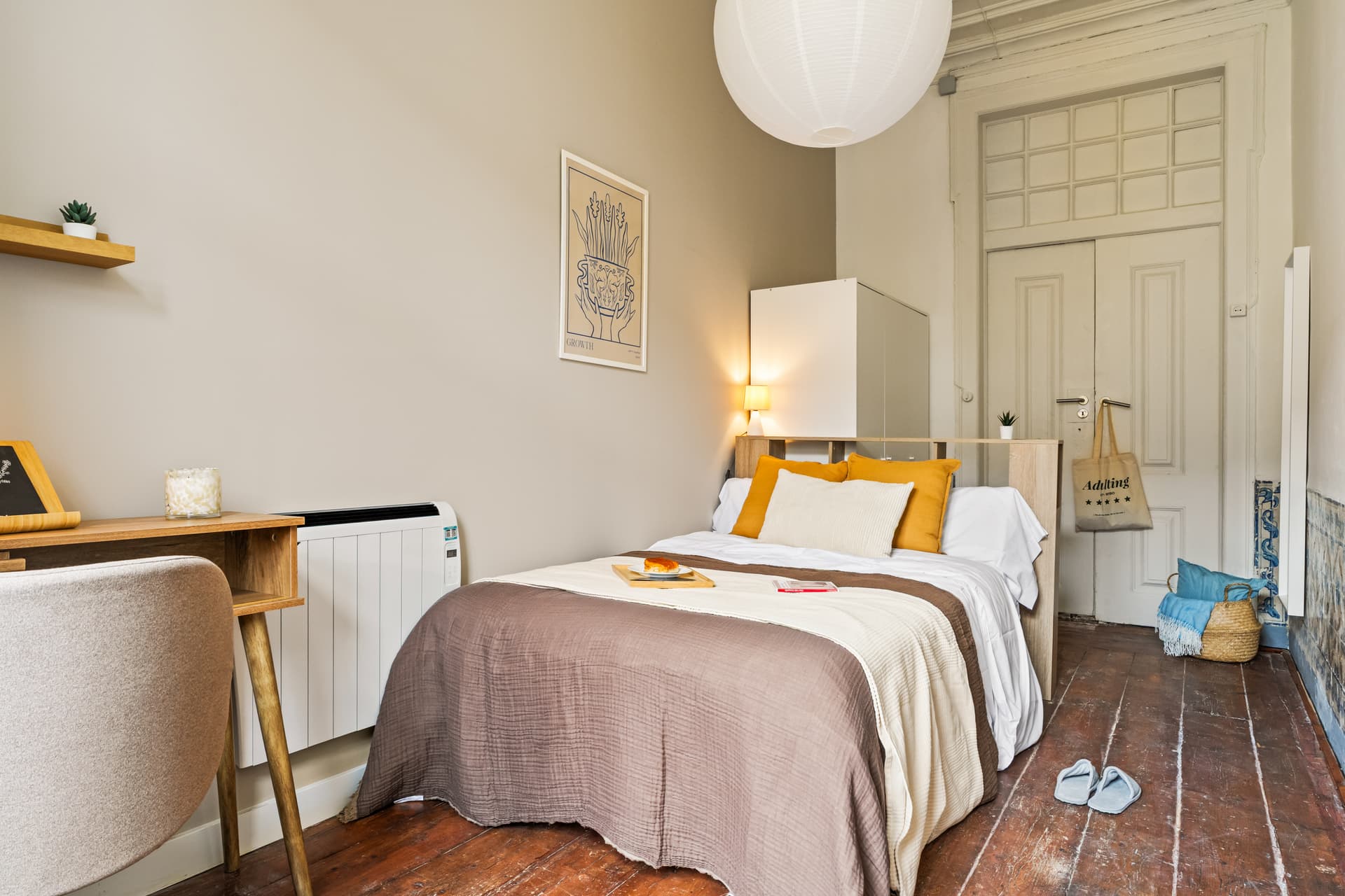 2 Bedroom Apartment