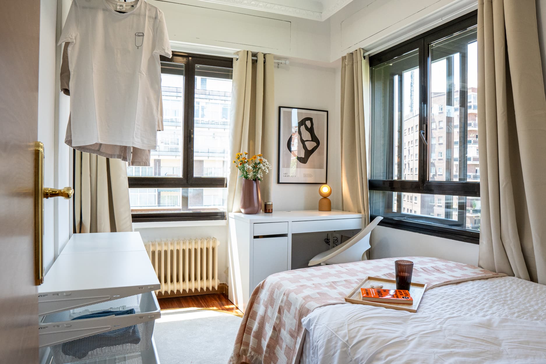 AVMED19 - H1 ESQUINA VENTANA