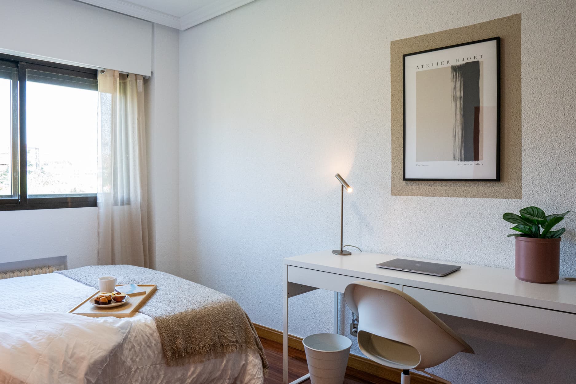 AVMED19 - H5 EMPOTRADO EN MEDIO