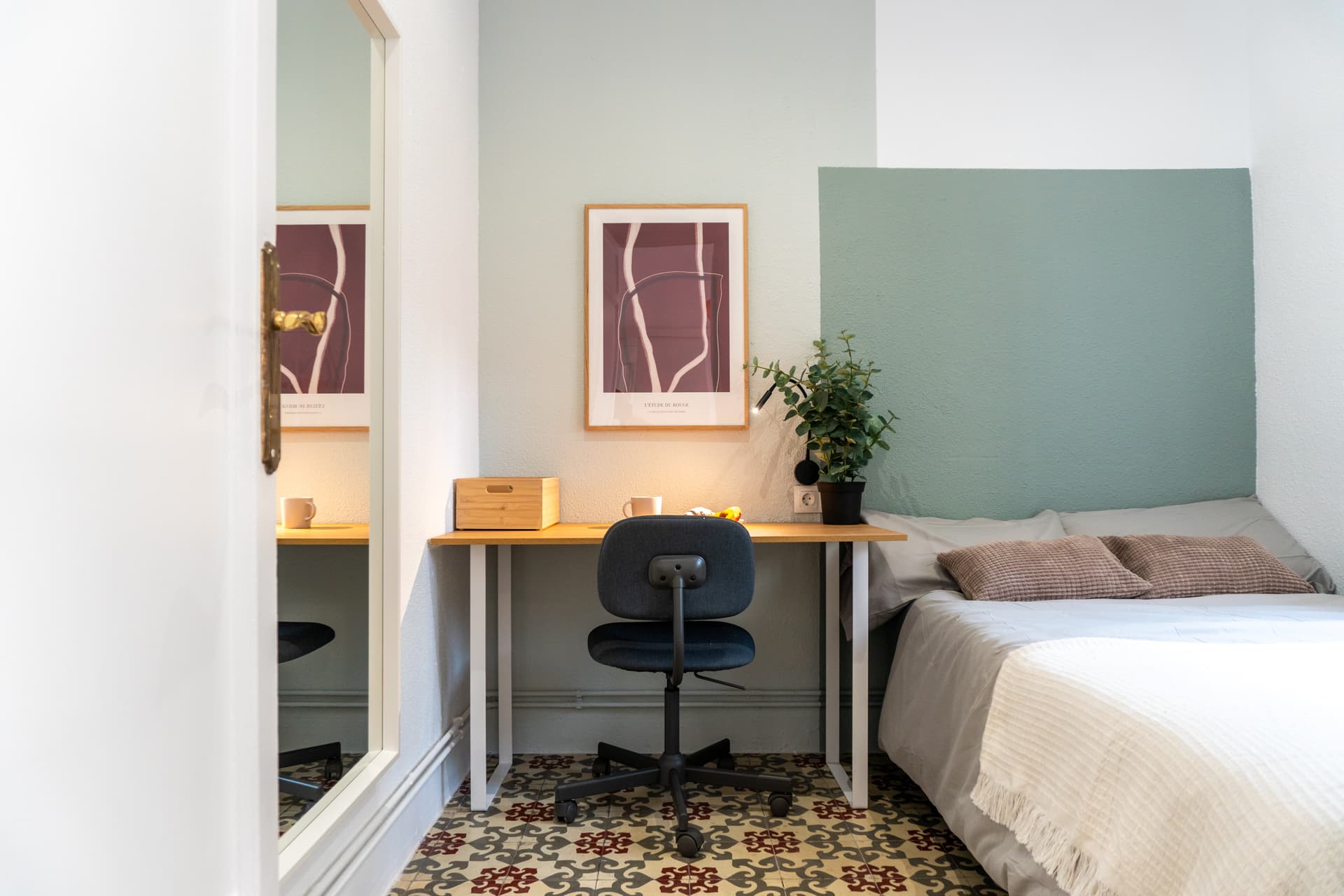 ARA534 - H4 INTERIOR